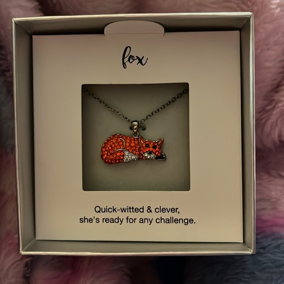 crystal fox pendant necklace - Picture 2 of 3